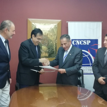 Firma de convenio de cooperación con la Cámara de Comercio de Bolivia y la Cámara Binacional de Comercio Boliviano Paraguaya